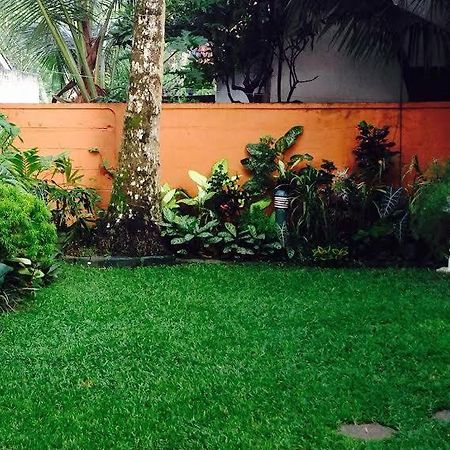 Holiday Nest Bed & Breakfast Wadduwa Extérieur photo